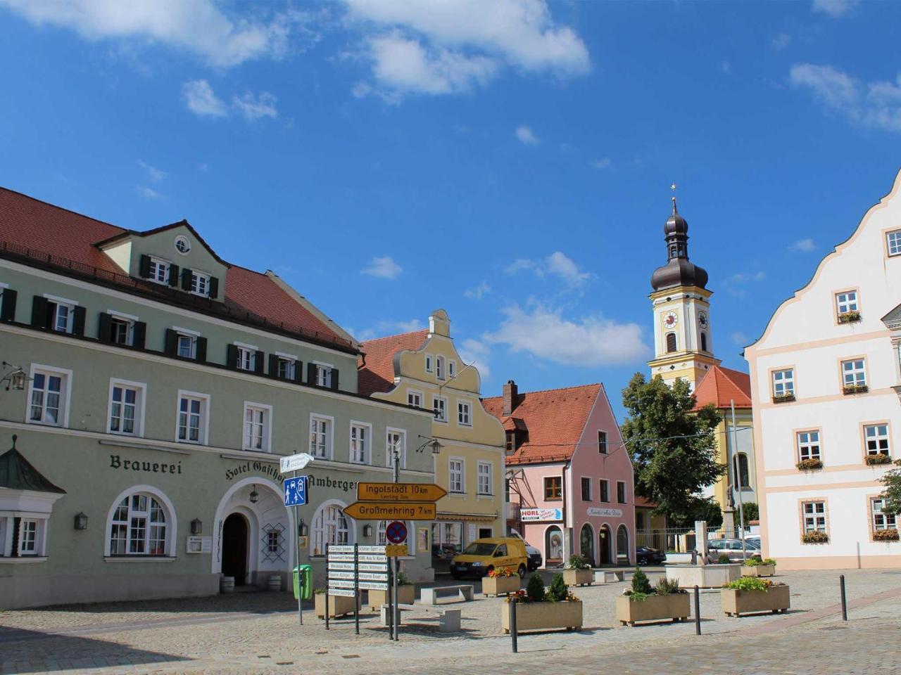Hotel Brauereigasthof Amberger Kosching Екстериор снимка