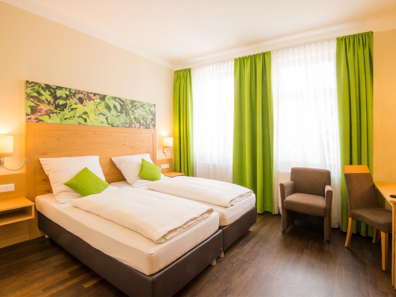 Hotel Brauereigasthof Amberger Kosching Екстериор снимка