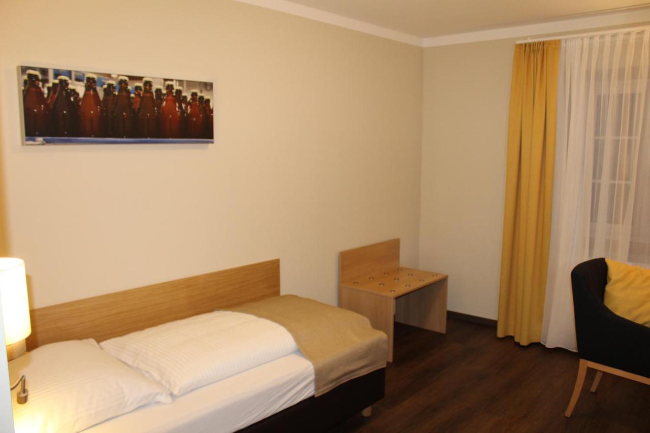 Hotel Brauereigasthof Amberger Kosching Екстериор снимка